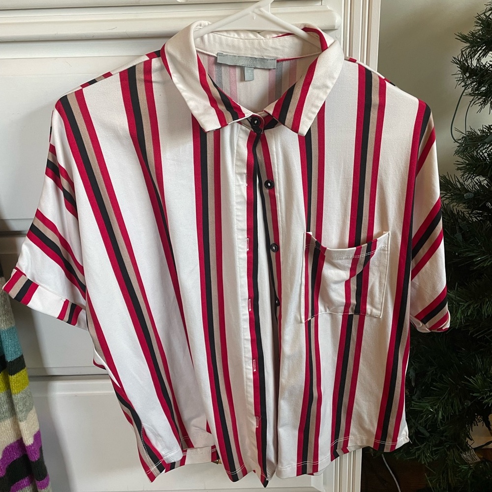 Women’s medium striped button down